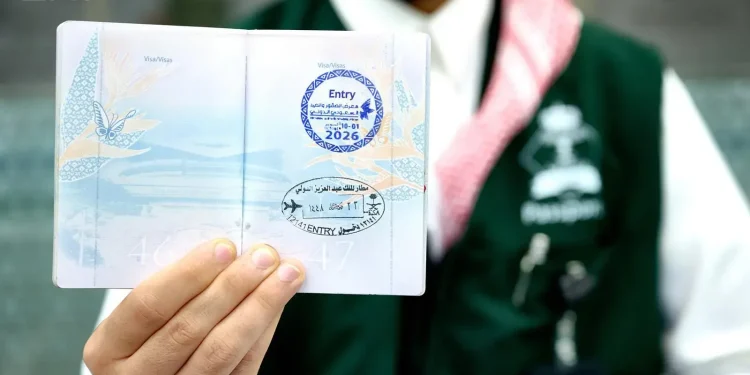 الجوازات تُطلق ختمًا خاصًّا بمعرض الصقور والصيد السعودي الدولي 2026