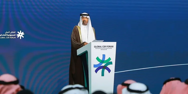 وزير الموارد البشرية يفتتح الملتقى الدولي للمسؤولية الاجتماعية بمشاركة أكثر من 3000 شخص