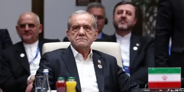 اتهمها بالسعي لإسقاط النظام الإيراني.. “بزشكيان”: التفاوض مع واشنطن لا معنى له في ظل العقوبات