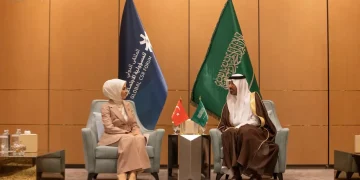 “الراجحي” يلتقي وزيري سنغافورة وتركيا على هامش الملتقى الدولي للمسؤولية الاجتماعية