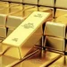 الذهب يهوي لأدنى مستوى في شهرين مع صعود الدولار وعوائد السندات
