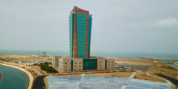 جامعة جازان تحوّل الدراسة إلى التعليم عن بُعد غداً الخميس
