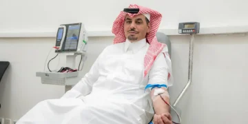 أمير الباحة ونائبه يشاركان في الحملة الوطنية للتبرع بالدم