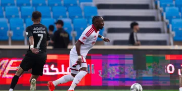 القادسية يتصدر دوري روشن مؤقتاً بخماسية نظيفة في مرمى الخلود
