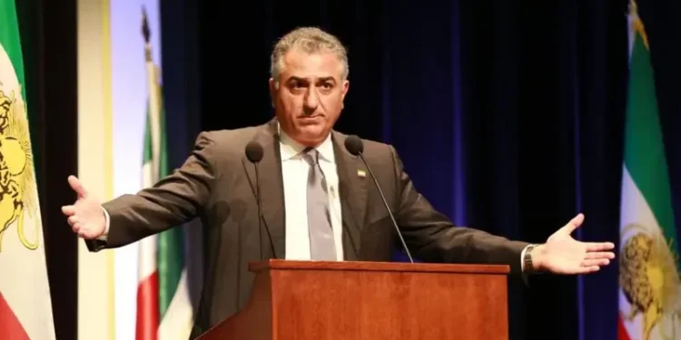 “رضا بهلوي”: هجوم مطار الملك خالد دليل على أن طهران لا تسعى للسلام