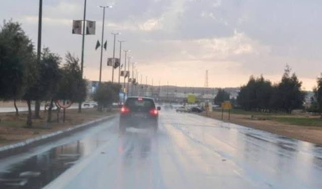 الدفاع المدني يحذّر من أمطار متوسطة على 4 محافظات في منطقة الرياض