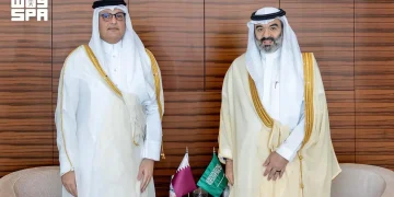 السواحه يعقد اجتماعات ثنائية مع وزراء البحرين والكويت وقطر لتعزيز التكامل الرقمي الخليجي