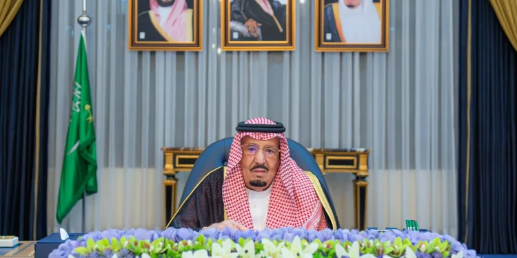 برئاسة الملك سلمان.. مجلس الوزراء يدين هجمات الحوثيين ويوافق على أنظمة جديدة لبراءات الاختراع والتصاميم