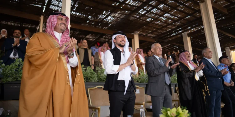 بحضور “فهد بن جلوي”.. ولي العهد الأردني يتوج المنتخب السعودي بلقب بطولة العالم الثانية للهجن