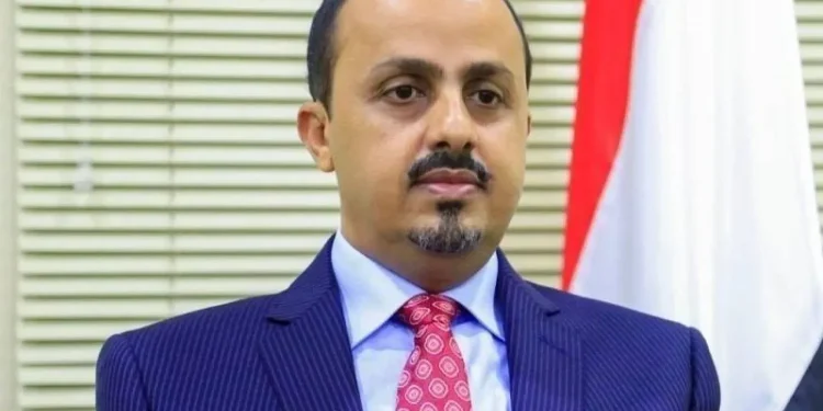صاروخان حوثيان يهددان مئات الأسر النازحة في عدن.. والإرياني يطالب بمحاسبة المسؤولين عن الاستهداف