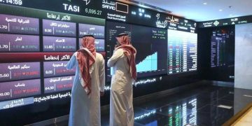 مؤشر الأسهم السعودية يرتفع 224.67 نقطة ليقترب من 10000 نقطة