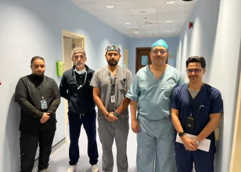 فريق طبي من الطائف ينقذ مصابًا بنزيف حاد في الخرمة
